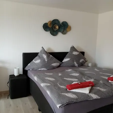Schoenes, Modernes Mit Balkon Apartamento Oberteuringen