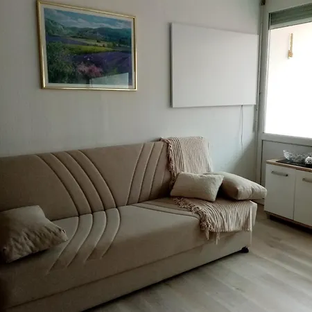 Apartamento Schoenes, Modernes Mit Balkon