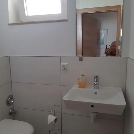 Apartamento Schoenes, Modernes Mit Balkon Oberteuringen